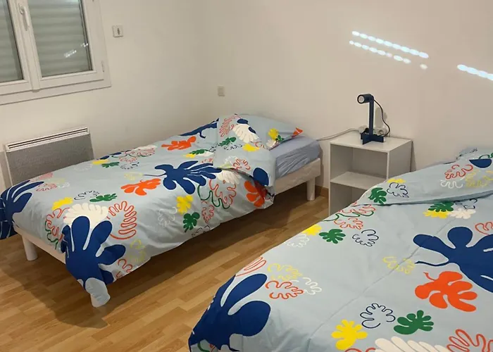 بيت للعطل Les Flamants Roses شاتوبرييّا