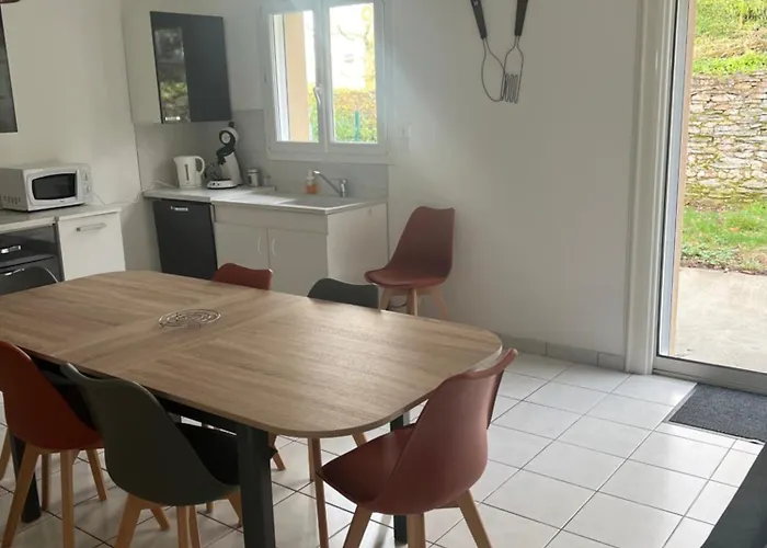 Les Flamants Roses بيت للعطل شاتوبرييّا